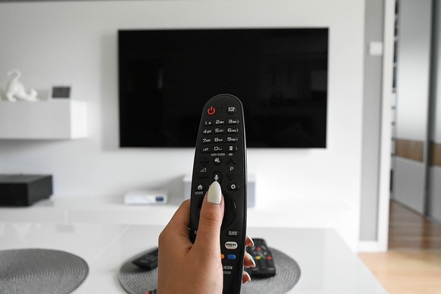 Inteligentné SMART televízory – aké sú rozdiely medzi Android TV a Google TV?